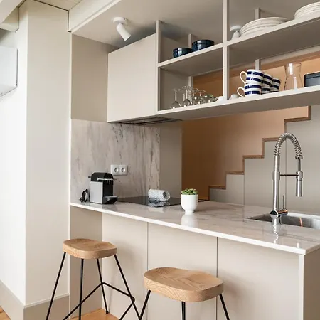 Apartment Shiny *