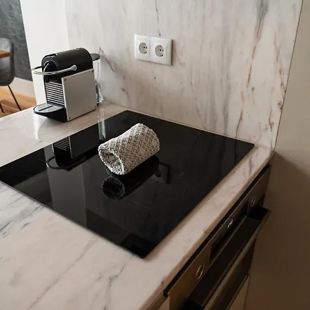 Shiny Apartment *