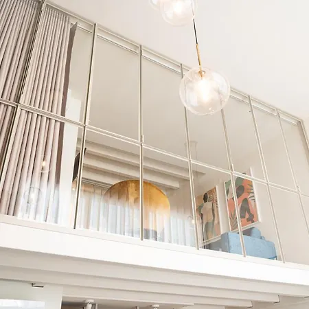 Shiny Apartment *