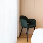 Apartament Shiny *